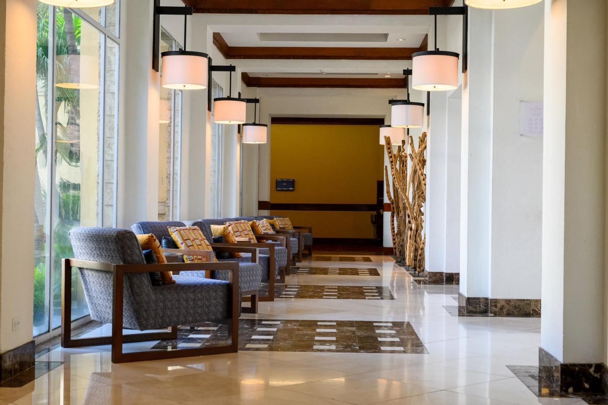 Real Intercontinental Metrocentro Managua By Ihg Hotel Екстериор снимка